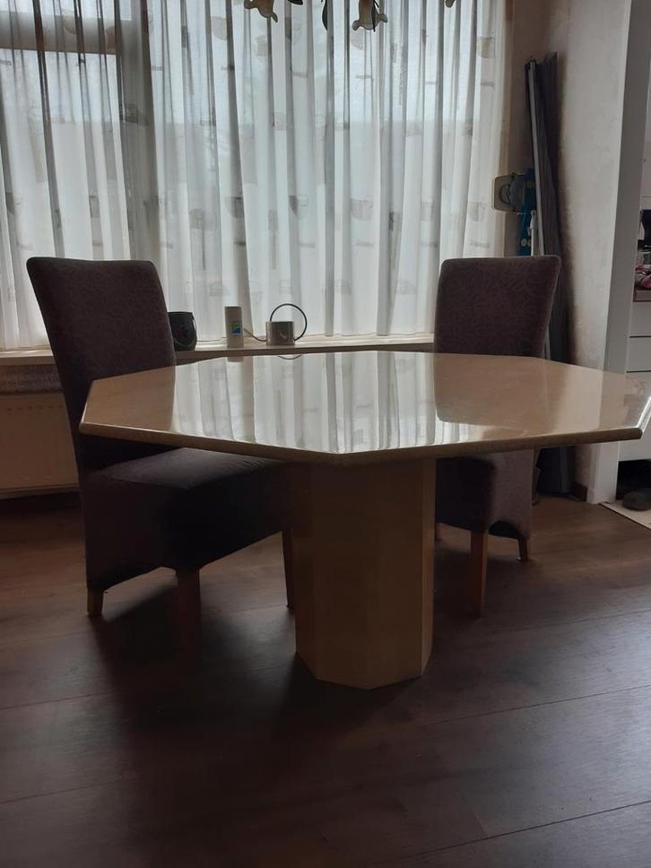 8 hoekig  marmer, Huis en Inrichting, Tafels | Eettafels, Zo goed als nieuw, 100 tot 150 cm, 200 cm of meer, Rond, Ophalen