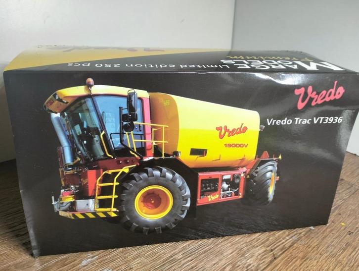 Te koop Marge Models Vredo Trac VT3936 Zeldzaam.., Hobby en Vrije tijd, Modelauto's | 1:32, Zo goed als nieuw, Tractor of Landbouw