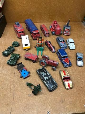 Collectie Originele Dinky Toys beschikbaar voor biedingen