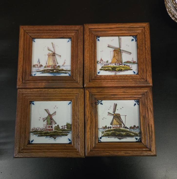 Oude Tichelaar Makkum wandtegels met molens, Antiek en Kunst, Antiek | Wandborden en Tegels, Ophalen of Verzenden