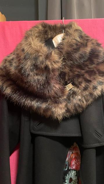 Ted Baker Donkerblauwe Jas met Bontkraag - Maat 3 beschikbaar voor biedingen