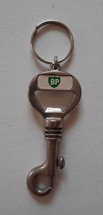 BP sleutelhanger flesopener broekhaak, Ophalen of Verzenden, Gebruikt, Gebruiksvoorwerp