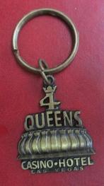 metalen sleutelhanger 4 QUEENS casino hotel las vegas, Ophalen of Verzenden, Gebruikt, Overige typen