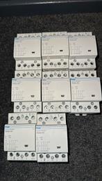 Doepke HS40-40 magneetschakelaar, Hobby en Vrije tijd, Elektronica-componenten, Ophalen of Verzenden, Zo goed als nieuw