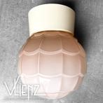 Vintage, midcentury, art deco plafondlamp, bollamp glas roze, Gebruikt, -, Ophalen of Verzenden, Glas