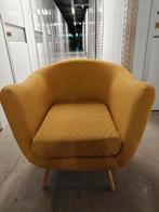 Okergele fauteuil, Huis en Inrichting, Fauteuils, Gebruikt, Minder dan 75 cm, Ophalen of Verzenden, Stof