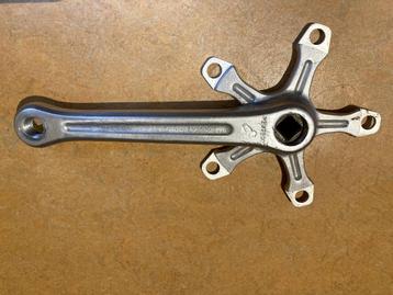 peugeot stronglight 104 crank  beschikbaar voor biedingen