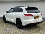 Volkswagen Touareg 4.0TDI V8 R-LINE|GRIJS KENTEKEN|VIRTUAL|T, Automaat, Gebruikt, Volkswagen, Wit
