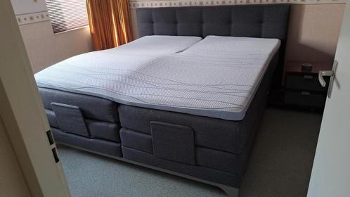 MLine Ultimate Box elektrisch 200x200 - nieuwprijs 6000 euro, Huis en Inrichting, Slaapkamer | Boxsprings, Zo goed als nieuw, Overige maten
