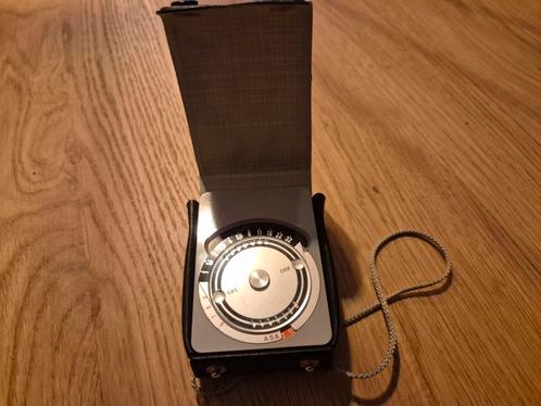 Vintage lichtmeter – analoog – met cine-stand en leren hoes, Audio, Tv en Foto, Fotografie | Fotostudio en Toebehoren, Zo goed als nieuw