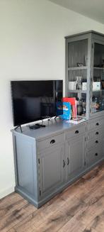 Te koop: grijze buffetkast (evt. in combinatie met dressoir), Huis en Inrichting, Kasten | Buffetkasten, Ophalen, Gebruikt, Met deur(en)