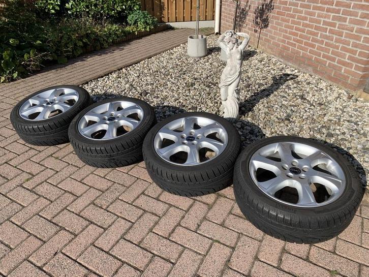 Winterbanden Pirelli  R17 en/of thuisbrenger, Auto-onderdelen, Banden en Velgen, Band(en), Winterbanden, 17 inch, 205 mm, Personenwagen