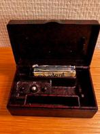 Bakeliet scheerdoosje, Ophalen of Verzenden