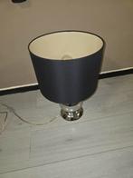 Elegante Tafellamp met Zwarte Kap, Ophalen, Zo goed als nieuw, Metaal, Minder dan 100 cm