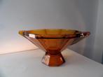 Art Deco grote Schaal op voet Boheems, amber, Antiek en Kunst, Antiek | Glas en Kristal, Ophalen of Verzenden