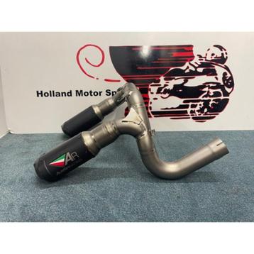Ducati Streetfigther V2 2025 Austin Racing uitlaat RS22 beschikbaar voor biedingen