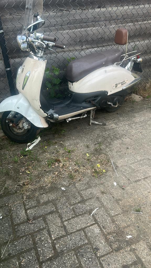 Znen Snorfiets - Technisch Goed, Opknapper, Fietsen en Brommers, Brommeronderdelen | Snorfietsen, Gebruikt, Overige merken, Overige typen