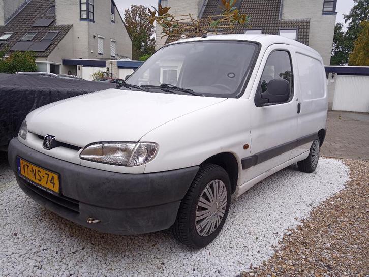 Peugeot Partner 1.4 170C 1997, Auto's, Bestelauto's, Particulier, Radio, Trekhaak, Peugeot, Benzine, Euro 2, Handgeschakeld, Origineel Nederlands