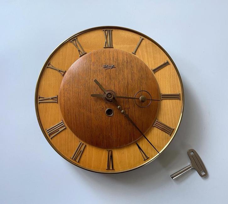 Byzondere Kienzle klok, wandklok, hout, Huis en Inrichting, Woonaccessoires | Klokken, Gebruikt, Wandklok, Ophalen of Verzenden