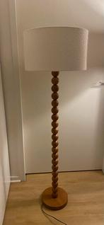 Houten bollen staande lamp met bouclé kap, Ophalen, Zo goed als nieuw, Hout, 150 tot 200 cm