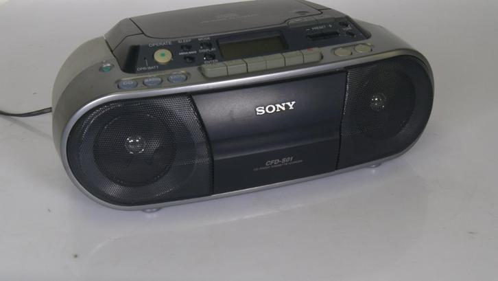 Sony CFD-S01 draagbare boombox met CD, cassette en radio, Audio, Tv en Foto, Radio's, Zo goed als nieuw, Radio, Met cd-speler