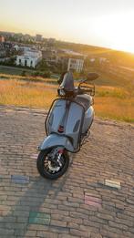 Vespa Sprint Nardo gray Full Carbon 2019, Fietsen en Brommers, Scooters | Vespa, Ophalen, Gebruikt, Overige modellen, Benzine