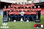 Adidas Elftalkaart AZ 67 Alkmaar seizoen 1980-1981, Verzamelen, Sportartikelen en Voetbal, Spelerskaart, Gebruikt, Ophalen of Verzenden