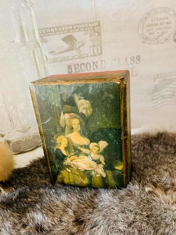Antieke houten victoriaanse beschikbaar voor biedingen