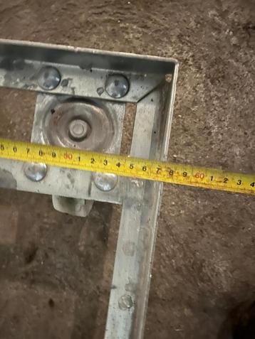 Wagen onderstel beschikbaar voor biedingen