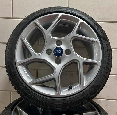 Ford Fiesta ST MK8 Demo set als nieuw!, Auto-onderdelen, Banden en Velgen, Band(en), Winterbanden, 17 inch, 225 mm, Personenwagen