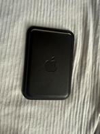 Apple Card Wallet gen 1 - MagSafe Lederen Kaarthouder, Ophalen, Zo goed als nieuw, IPhone 12, Hoesje of Tasje