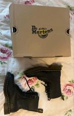 Dr. Martens 1490 Virginia - Maat 38, Kleding | Dames, Schoenen, Zwart, Lage of Enkellaarzen, Ophalen of Verzenden, Zo goed als nieuw