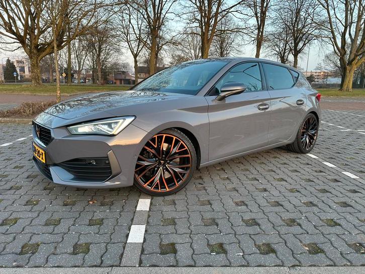 CUPRA Leon 2.0 TSI VZ 300+PK VIRTUAL/SFEER/BEATS AUDIO, Auto's, Cupra, Particulier, Leon, ABS, Achteruitrijcamera, Adaptive Cruise Control