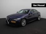 Alfa Romeo Giulia 2.0T Aut. Super | Leder | Navigatie | Park, Auto's, Alfa Romeo, Automaat, Achterwielaandrijving, Euro 6, 4 cilinders