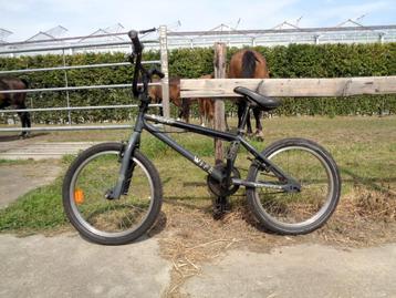 BTWIN Wipe 300 kinder BMX - 27 frame / 20 inch - beschikbaar voor biedingen