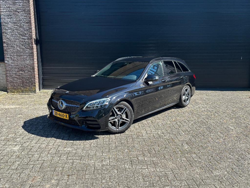 Mercedes-Benz C-Klasse C180 156pk 2018 Dealer onderhouden, Auto's, Mercedes-Benz, Particulier, C-Klasse, 360° camera, 4x4, ABS