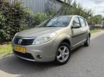 Dacia Sandero 1.6 Lauréate / 5-DEURS / AIRCO / APK 2026, Auto's, Dacia, Voorwielaandrijving, Gebruikt, 1011 kg, 4 cilinders
