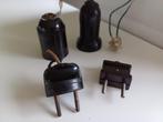 Bakeliet stekkers en lampfitting, Antiek en Kunst, Antiek | Lampen, Ophalen of Verzenden