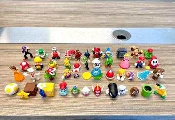 Diverse Super Mario Bros. Figuurtjes (Per Stuk € 3,-) beschikbaar voor biedingen