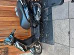 Peugeot kisbee rs 2011  geel kenteken  voor 350€  mag weg, Fietsen en Brommers, Ophalen, Overige modellen, Maximaal 45 km/u, Zo goed als nieuw