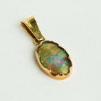 Vintage gouden hanger met opaal goud engeland antiek bedel, Ophalen of Verzenden, Zo goed als nieuw, Met edelsteen, Goud