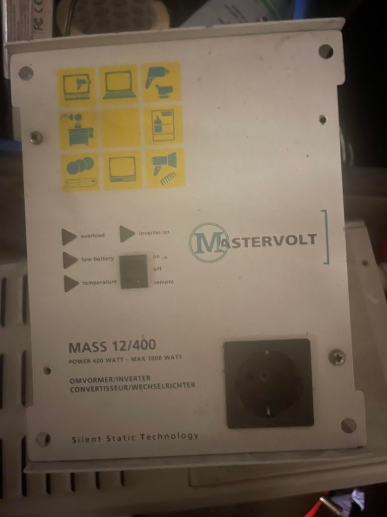 Mastervolt 400 watt omvormer zuivere sinu, Ophalen of Verzenden, Zo goed als nieuw