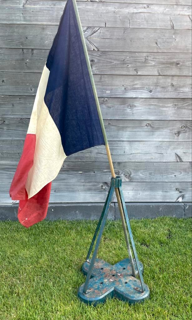 Brocante oude smeedijzeren parasolvoet, Antiek en Kunst, Curiosa en Brocante, Ophalen