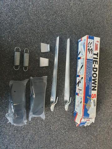 Fiamma Tie-down S black stoombaden set beschikbaar voor biedingen