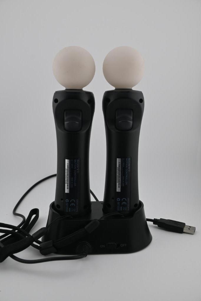 Sony Playstation 3/4 Move Controllers, Spelcomputers en Games, Spelcomputers | Sony PlayStation Consoles | Accessoires, Gebruikt
