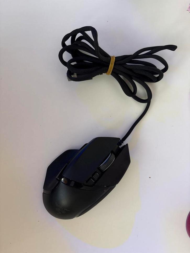 Razer Basilisk V2 Gaming Muis, Computers en Software, Muizen, Gebruikt, Muis, Rechtshandig, Bedraad, Ergonomisch, Ophalen of Verzenden