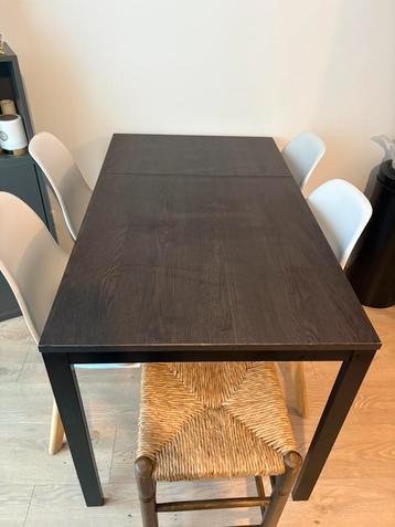 Bruine eettafel 120cm