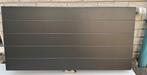 Radiator grafietzwart, Doe-het-zelf en Verbouw, Verwarming en Radiatoren, Ophalen, 30 tot 80 cm, Radiator, Zo goed als nieuw