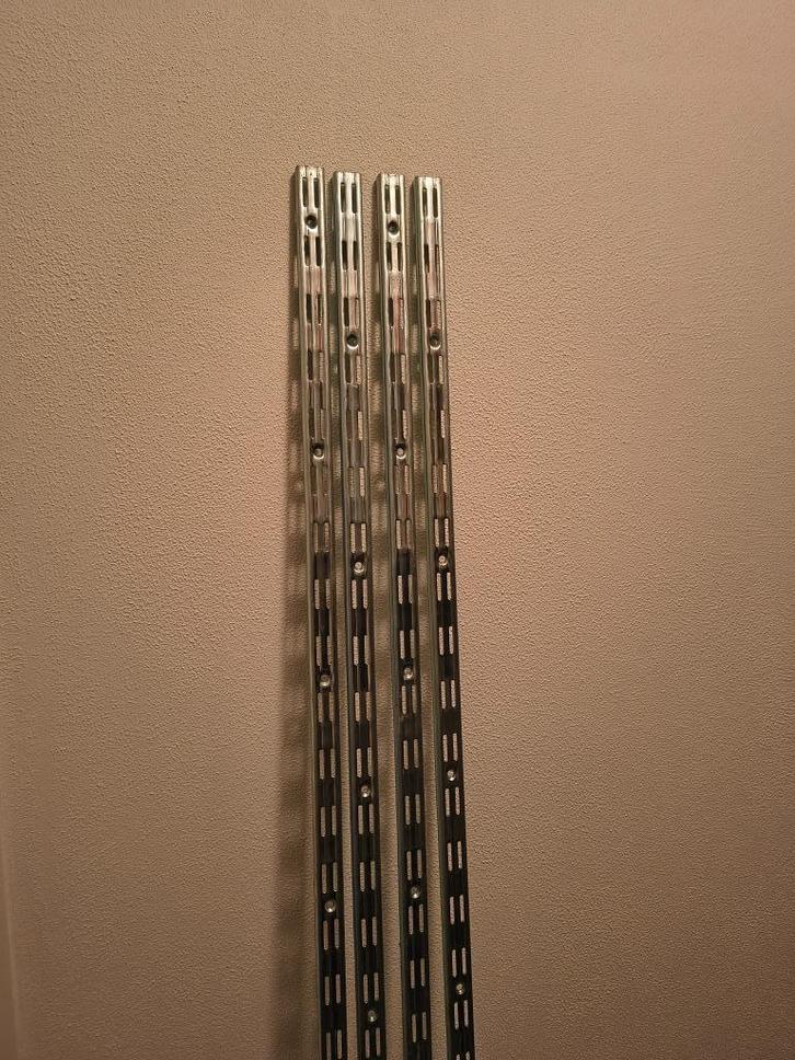 Extra zware wandrails en steunen/plankdragers, Doe-het-zelf en Verbouw, IJzerwaren en Bevestigingsmiddelen, Zo goed als nieuw