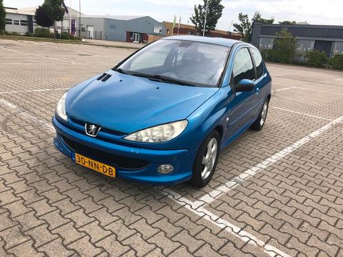 Peugeot 206 1.4 16V XS 3D 2004 Blauw, Auto's, Peugeot, Particulier, ABS, Airbags, Airconditioning, Boordcomputer, Centrale vergrendeling